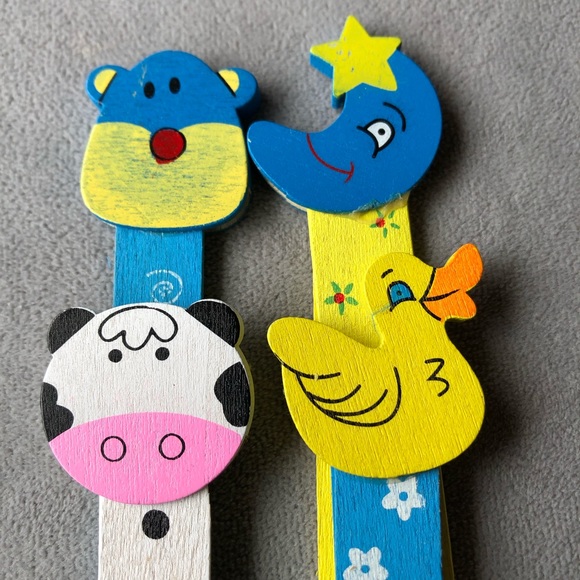 Set of 4 ~ Wooden Bookmarks ~ Duck Dog Cow Moon ~ Brand New! - Picture 5 of 7